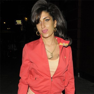 amy-winehouse-had-died-2