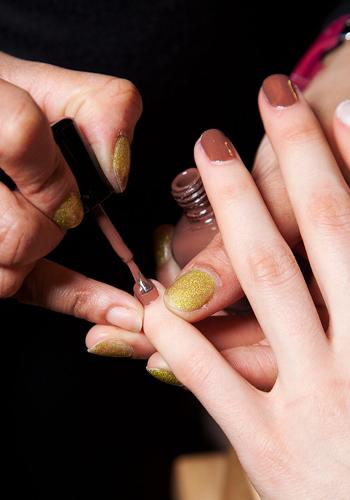 How to make nail polish last longer | Elle Canada
