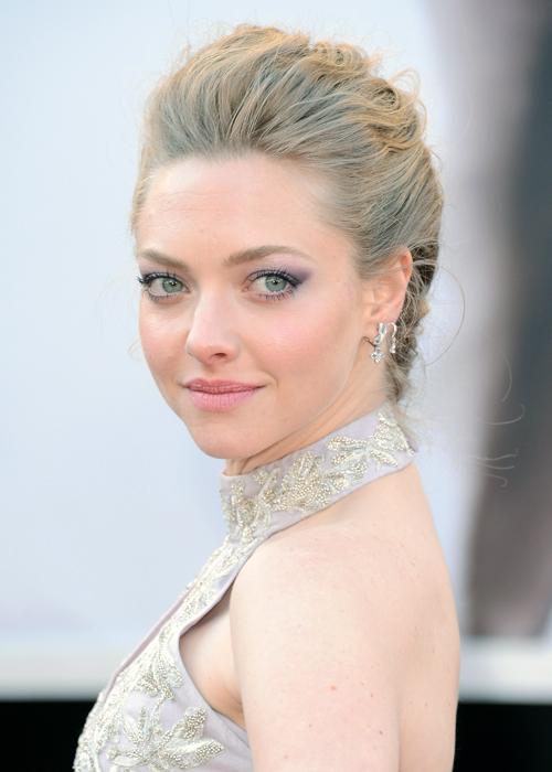12 of the prettiest celebrity updos | Elle Canada