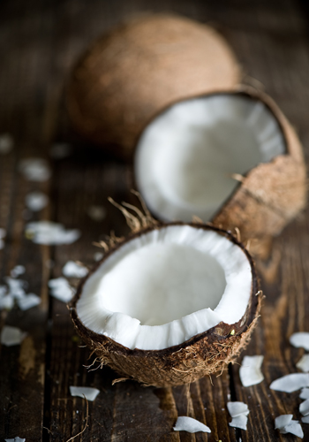 15-unexpected-beauty-uses-for-coconut-oil-2