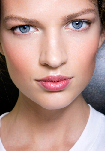 blurred-makeup-how-to-get-flawless-skin-2