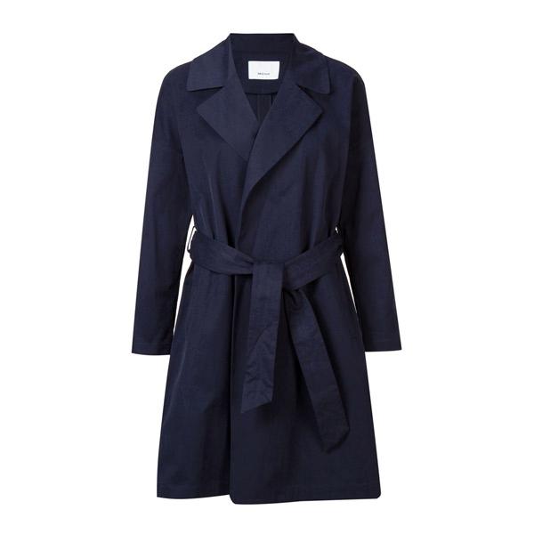 10 trench coats you can wear right now | Elle Canada