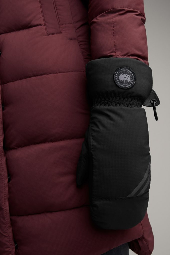 ELLE TOP: 10 Fashion Must-Haves For Outdoor Winter Activities