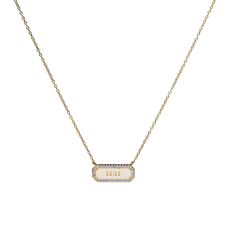 suetables-personalized-necklace